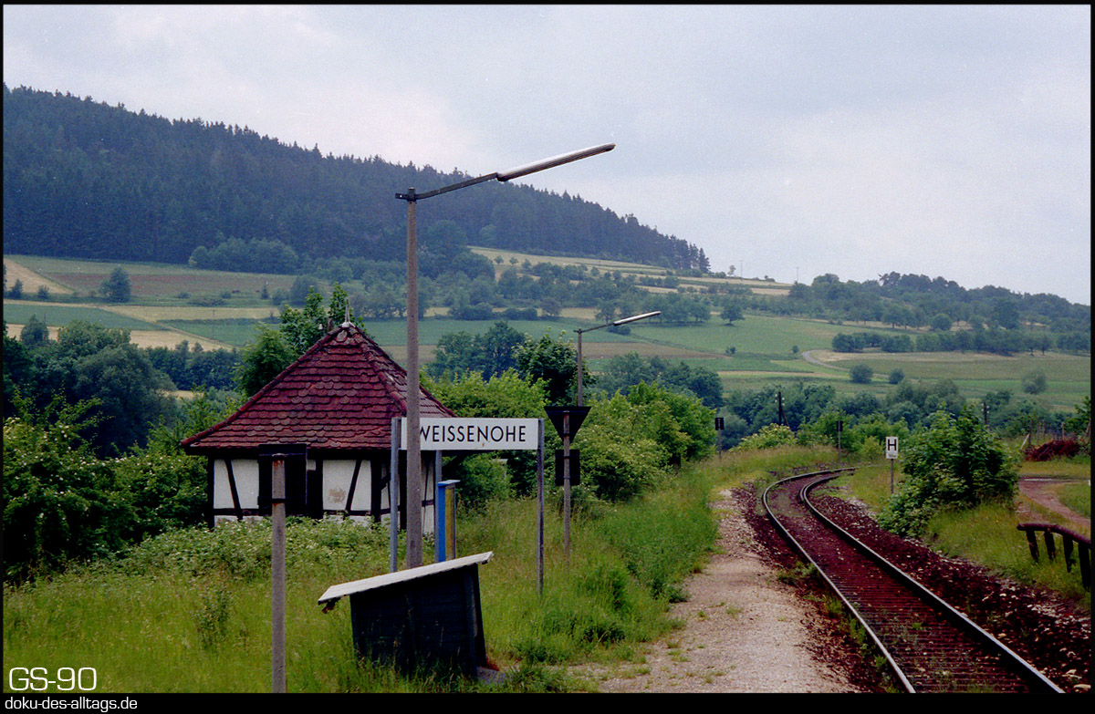 Strecken und Bahnhöfe